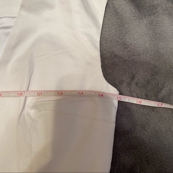 - NWT White French Connection mini Dress Cap sleeves. Size 2 - Picture 5 of 10